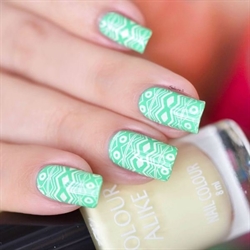 30 A Lemonade, Stamping neglelak, Colour Alike (u)